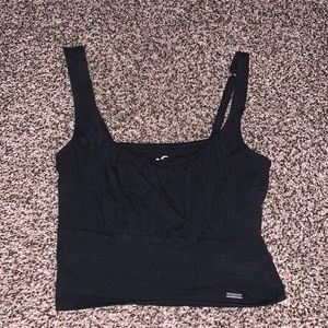 hollister tiny tank!